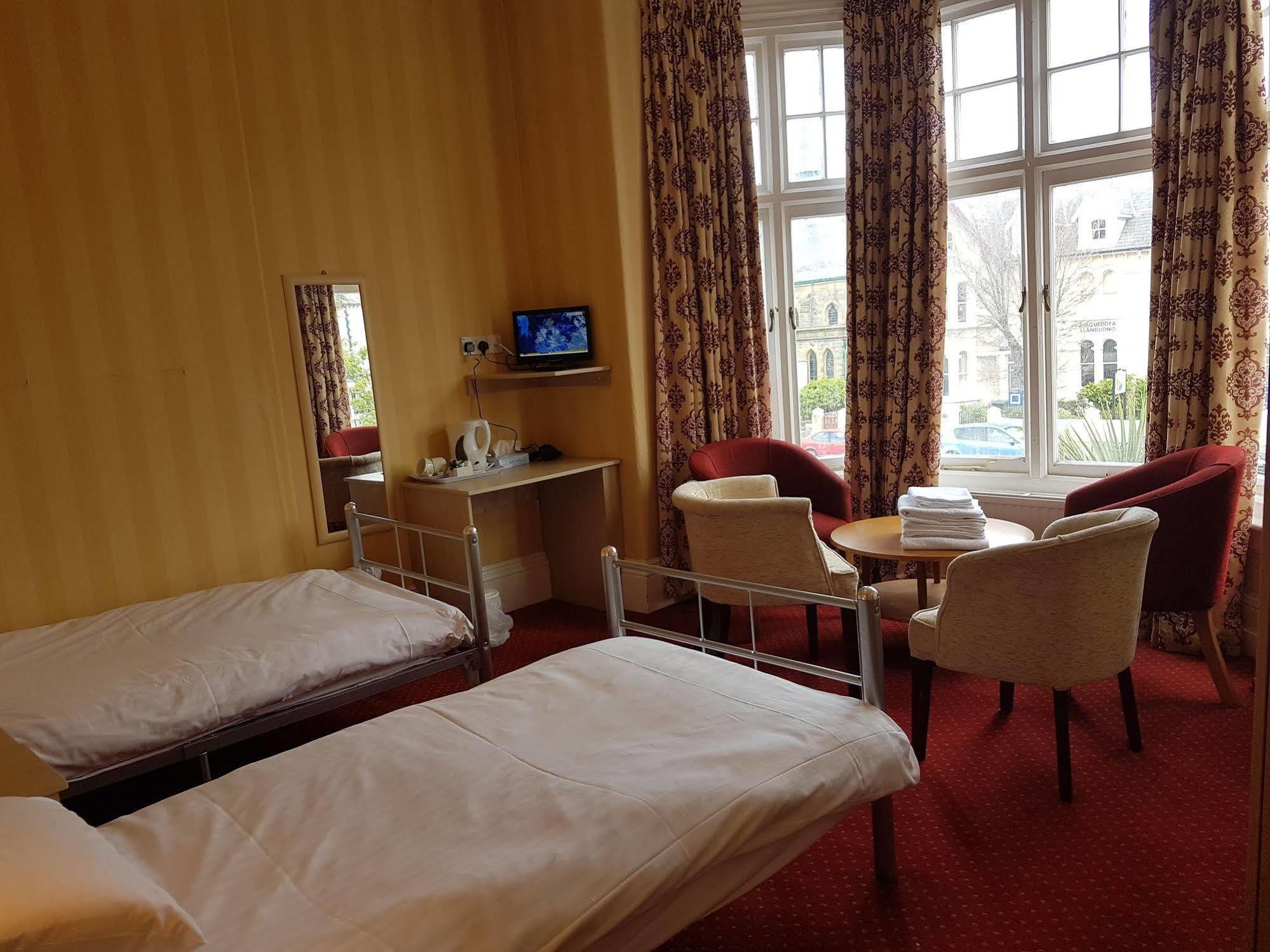 Grand Ash Hotel Llandudno Exterior foto